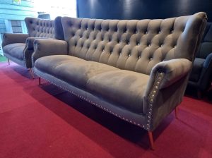 Sofa chesterfield model terbaru
